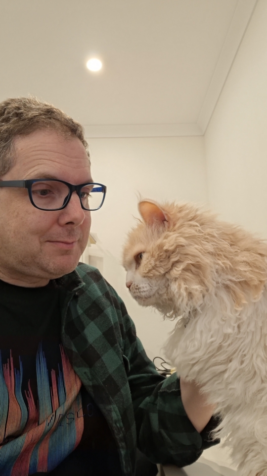 Tedcat looking away while I look at him